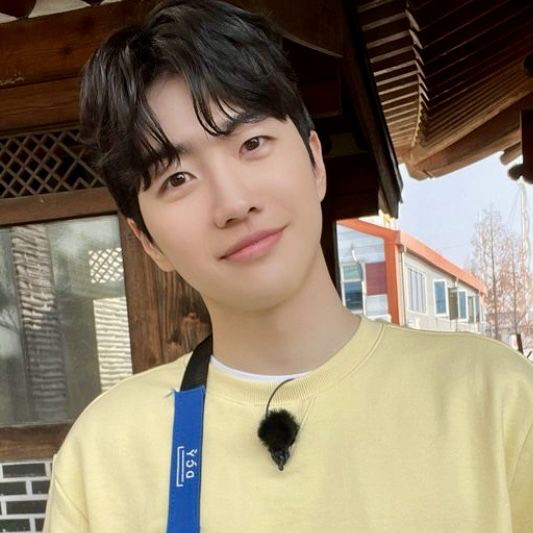 Behind-the-scenes cut of Kang Hoon