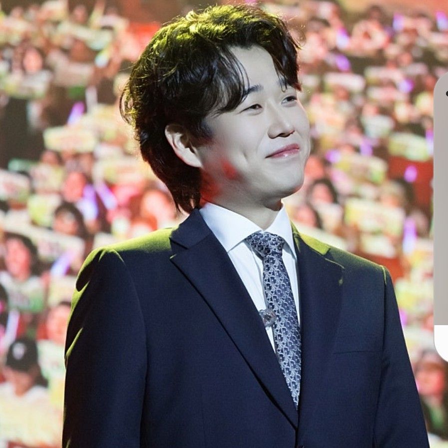 Recent activity shot of Hwang Youngwoong