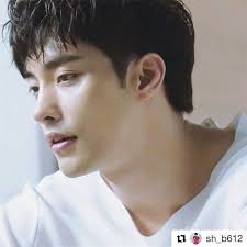 Behind-the-scenes cut of Sunghoon