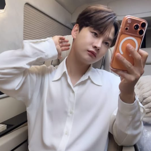 박서진 최근 활동샷