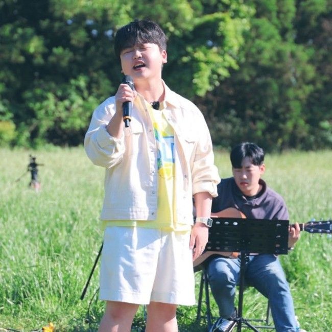 Behind-the-scenes cut of Park Sungon