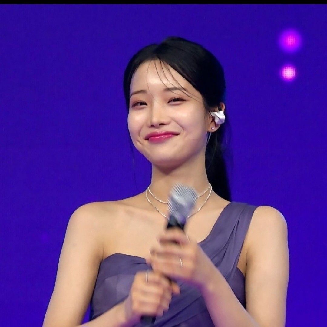 Recent activity shot of Kim Soyeon (2004)
