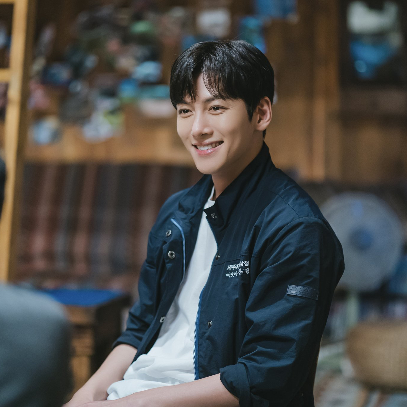 チ・チャンウクのビハインドカット