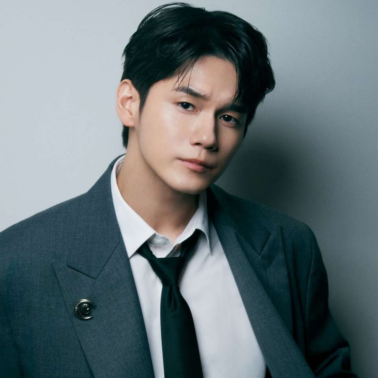 Recent activity shot of Ong Seongwu