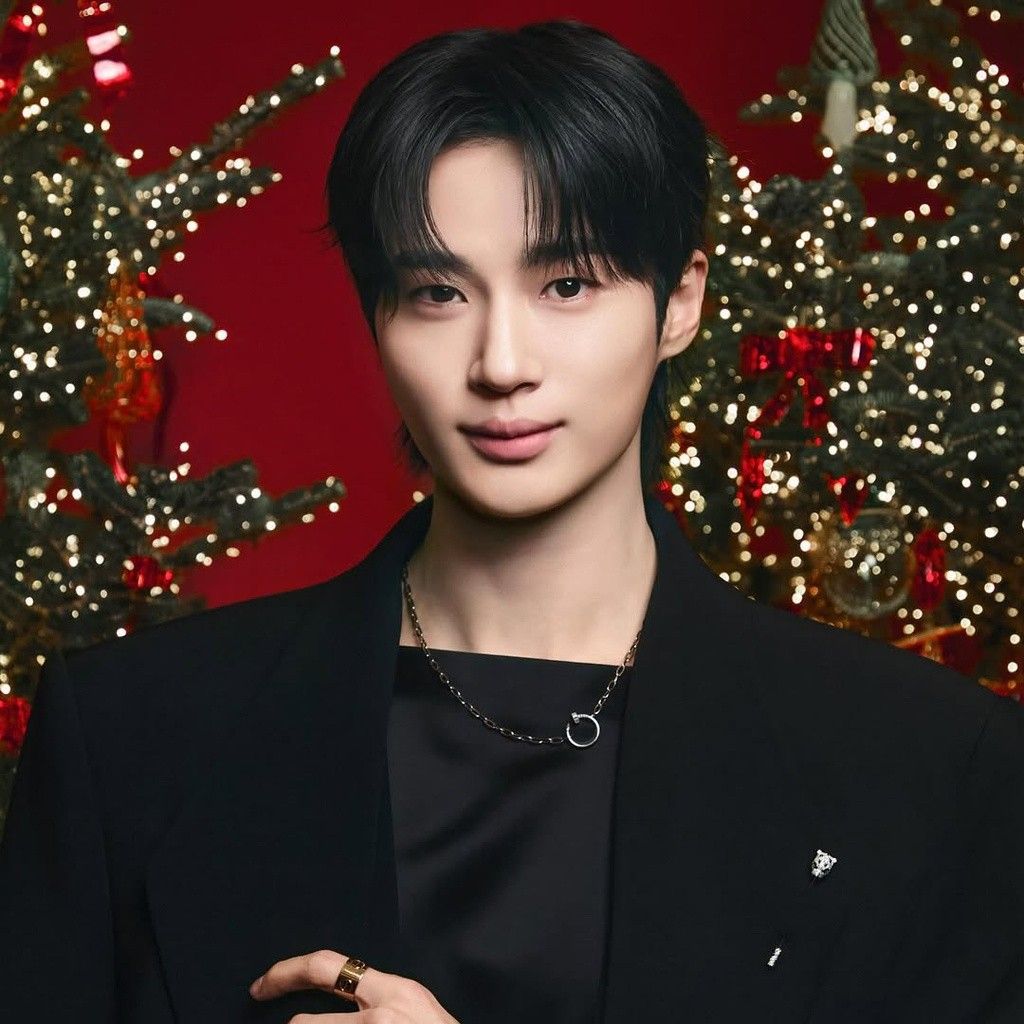 粉絲拍下的邊佑錫瞬間