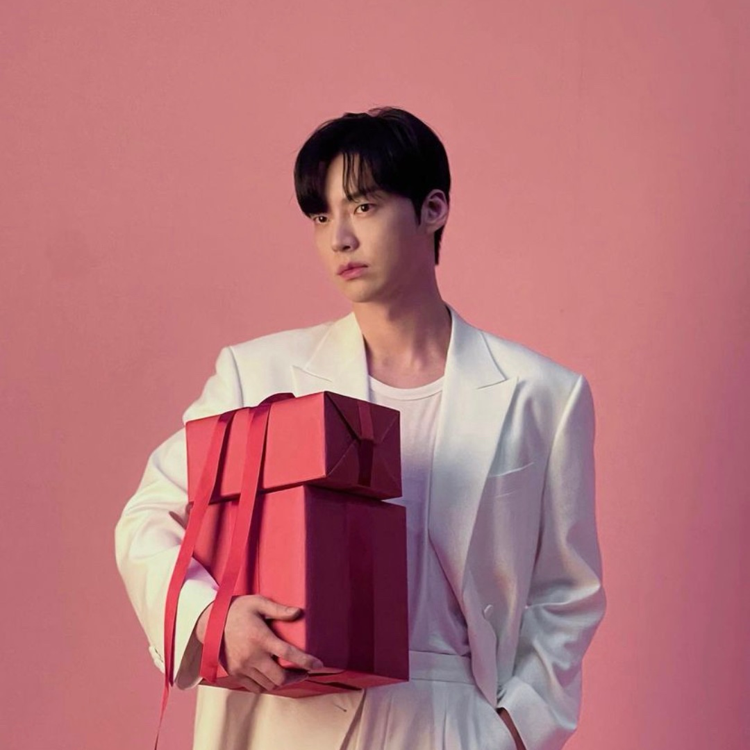 Recent activity shot of Ahn Jaehyun