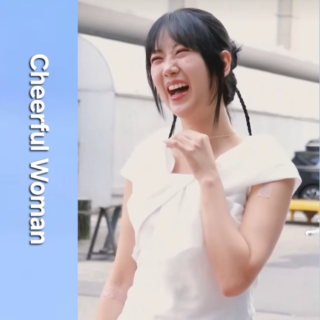 A moment captured by a fan of Kang Hyeyeon