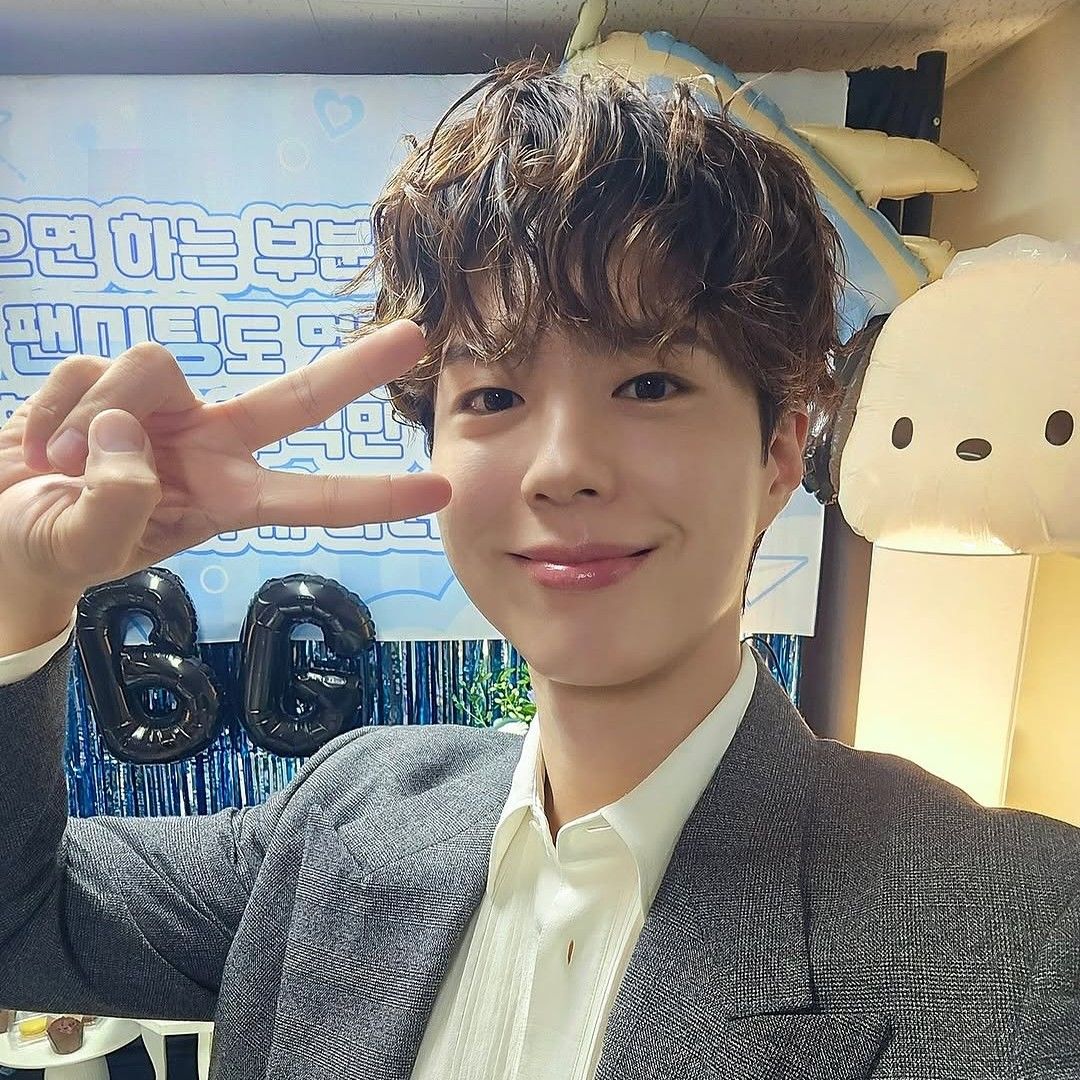 Latest photo of Park Bogum