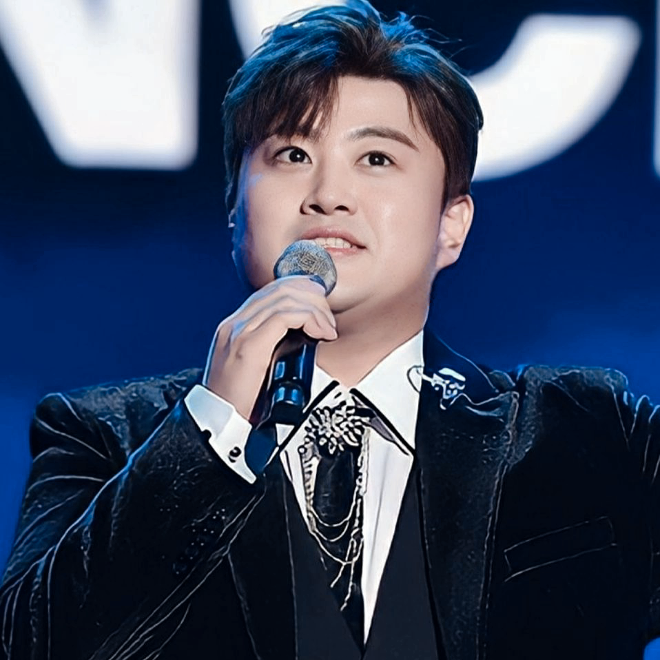 Foto kegiatan terbaru dari Kim Hojoong