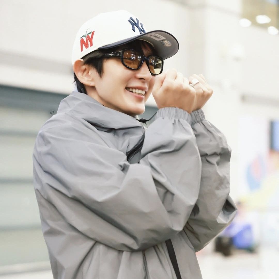 Latest photo of Lee Joongi