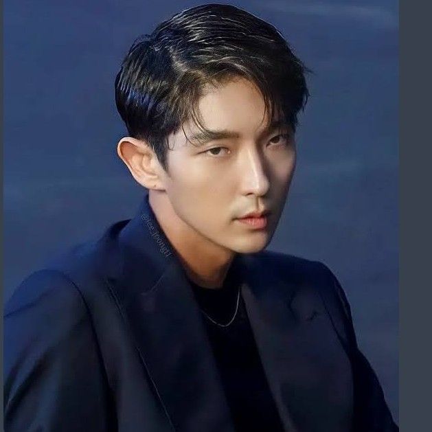 Recent activity shot of Lee Joongi