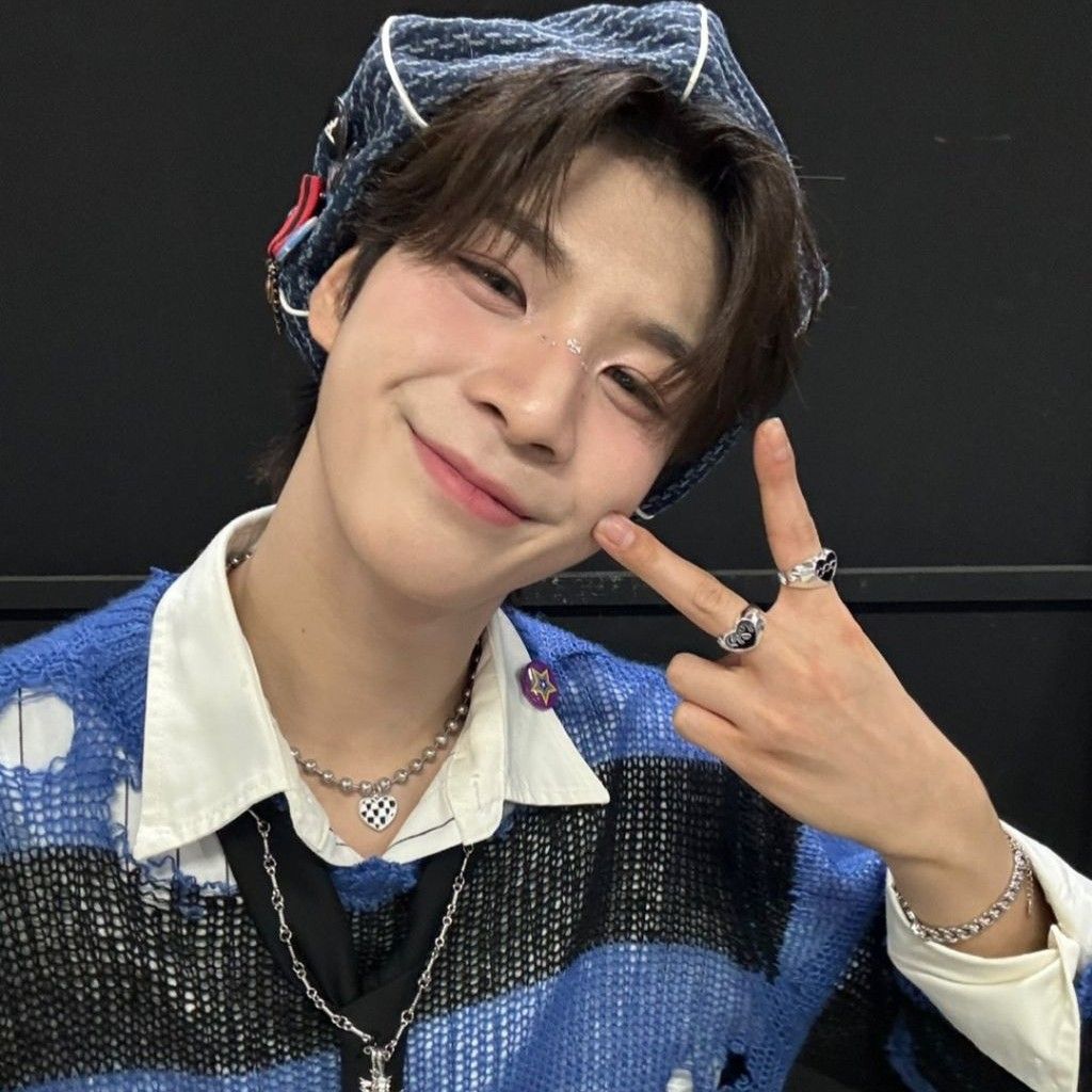 Recent activity shot of Jeong Dongwon