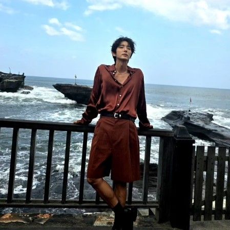 Behind-the-scenes cut of Lee Joongi