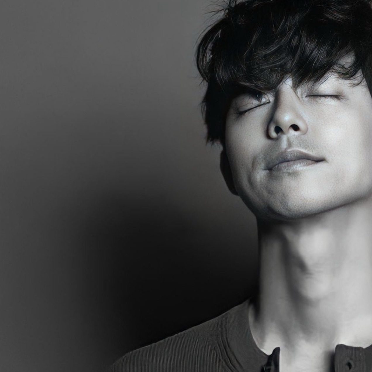 A moment captured by a fan of Gong Yoo