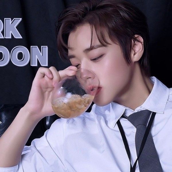 Latest photo of Park Jihoon