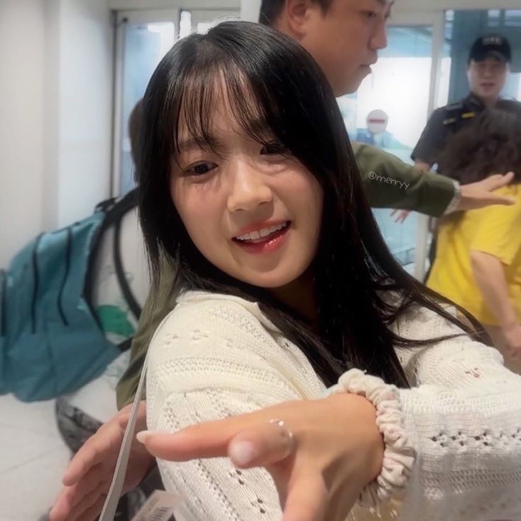 Recent activity shot of Kim Hyeyoon