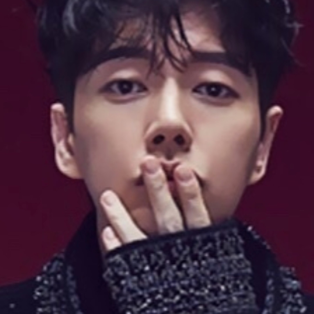 粉絲拍下的朴海鎮瞬間