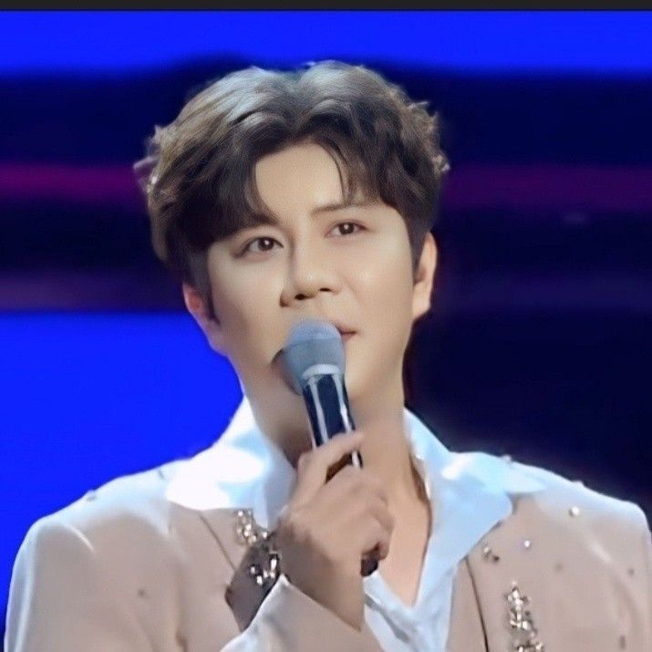 진해성 최근 활동샷