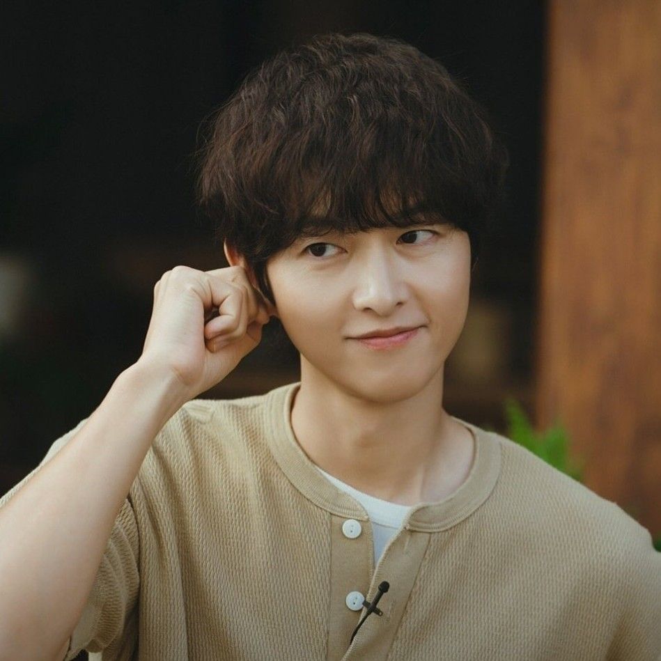 Behind-the-scenes cut of Song Joongki