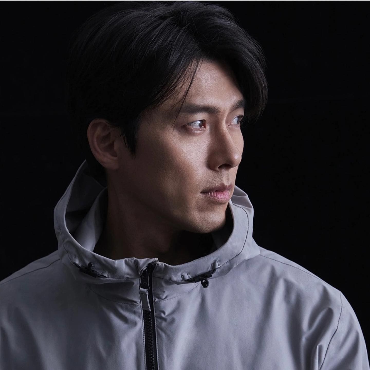 A moment captured by a fan of Hyun Bin