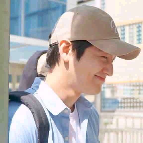 A moment captured by a fan of Kim Bum