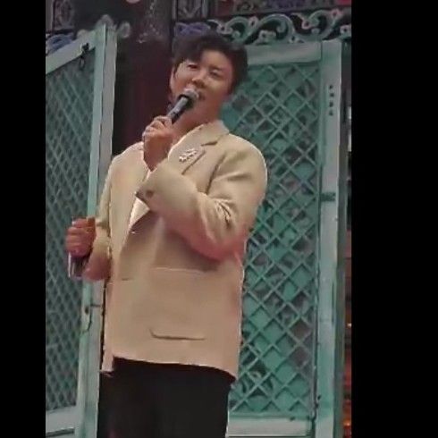 Recent activity shot of Jin Haesung