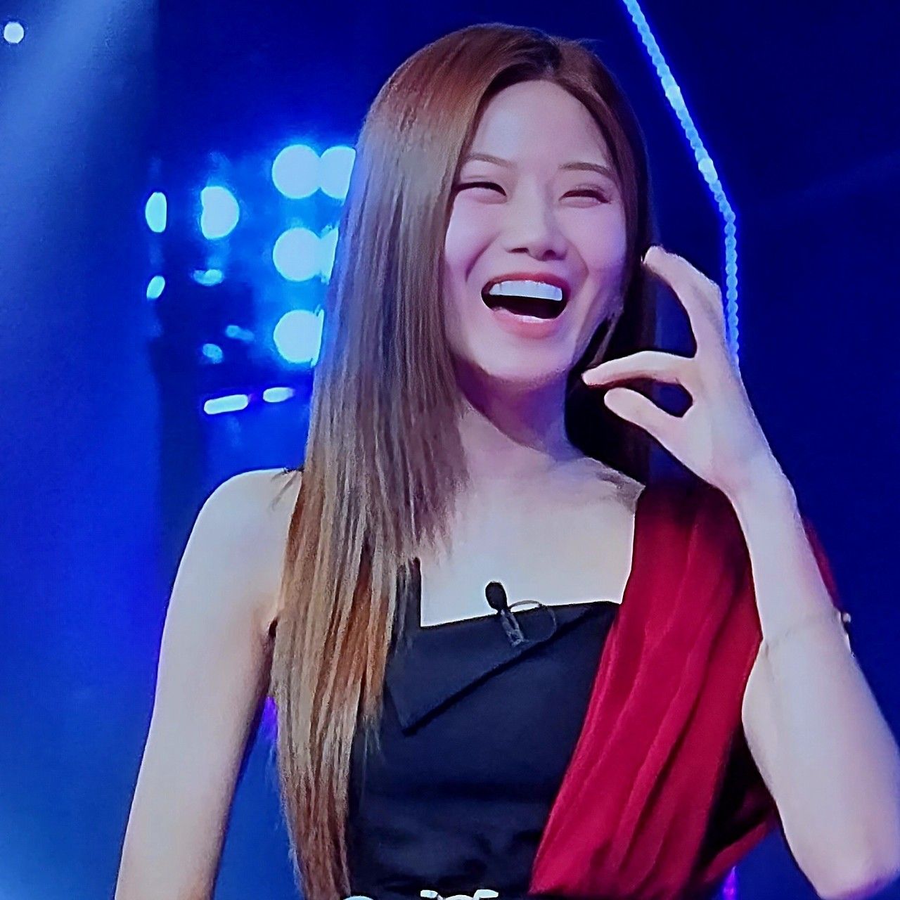 Behind-the-scenes cut of Bae Ahyeon