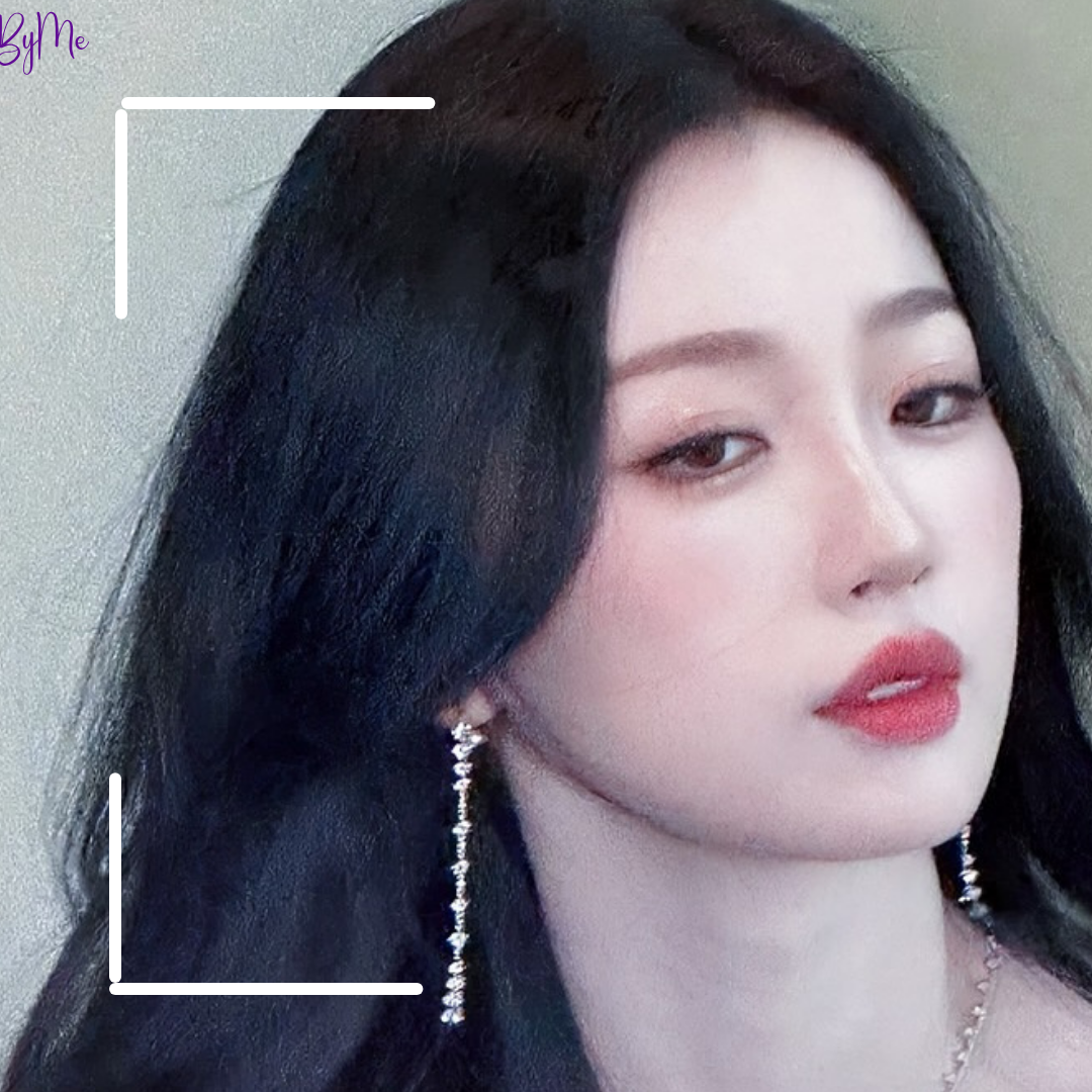 Latest photo of Esther Yu