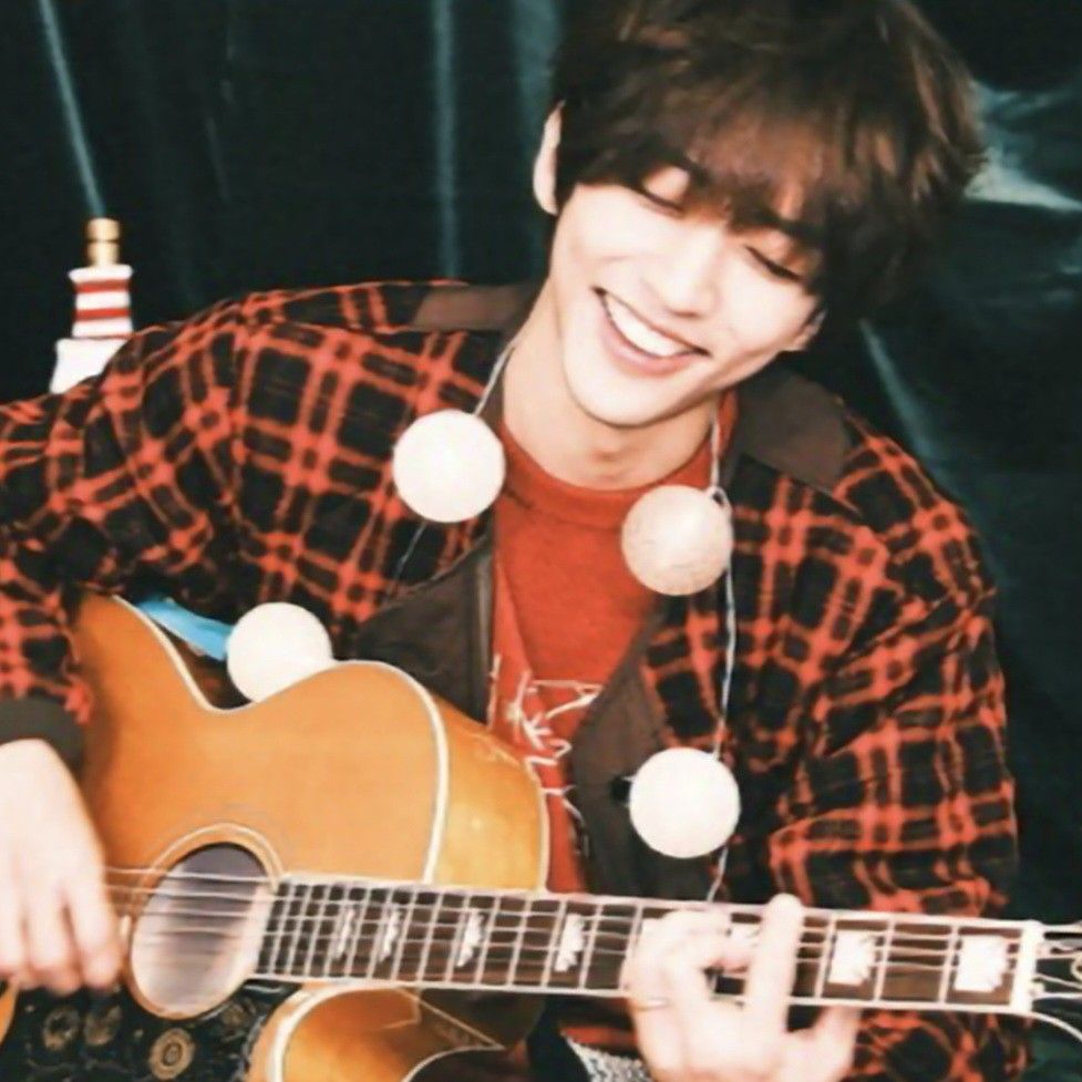 Latest photo of Lee Seungyoon