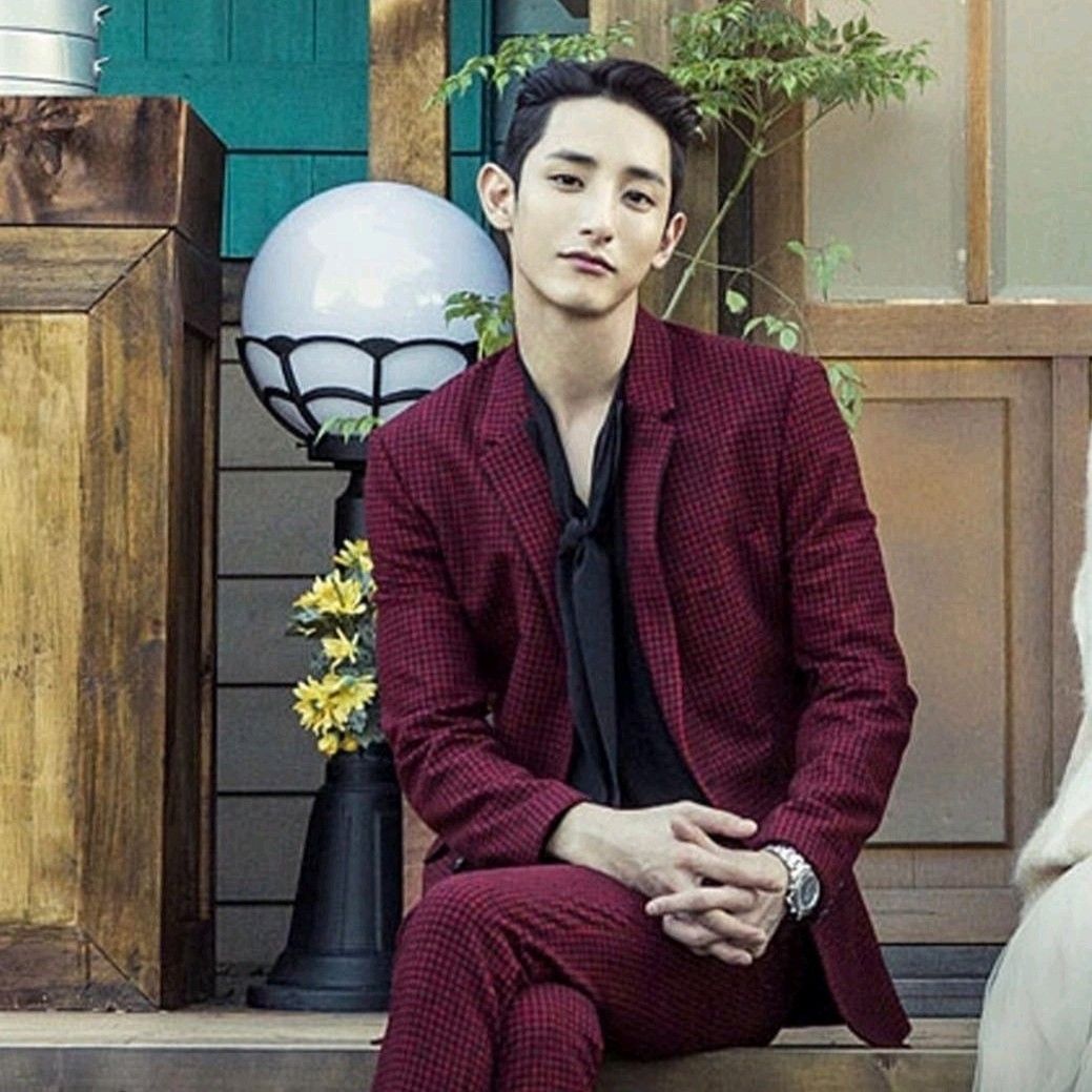 Recent activity shot of Lee Soohyuk
