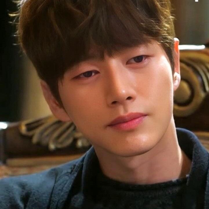 Behind-the-scenes cut of Park Haejin