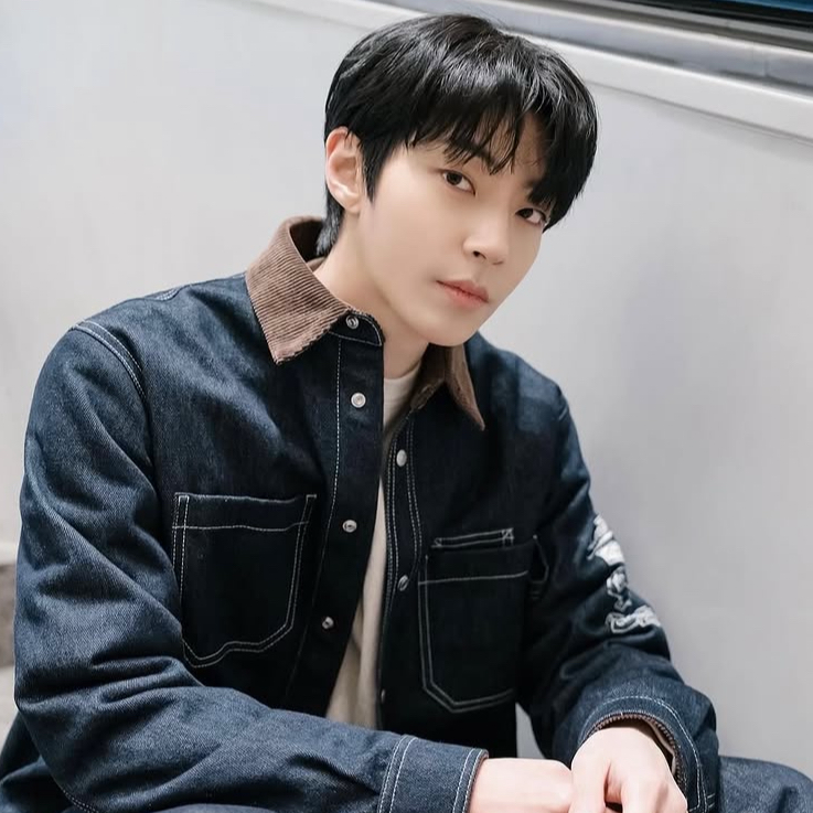 Latest photo of Hwang Inyoup