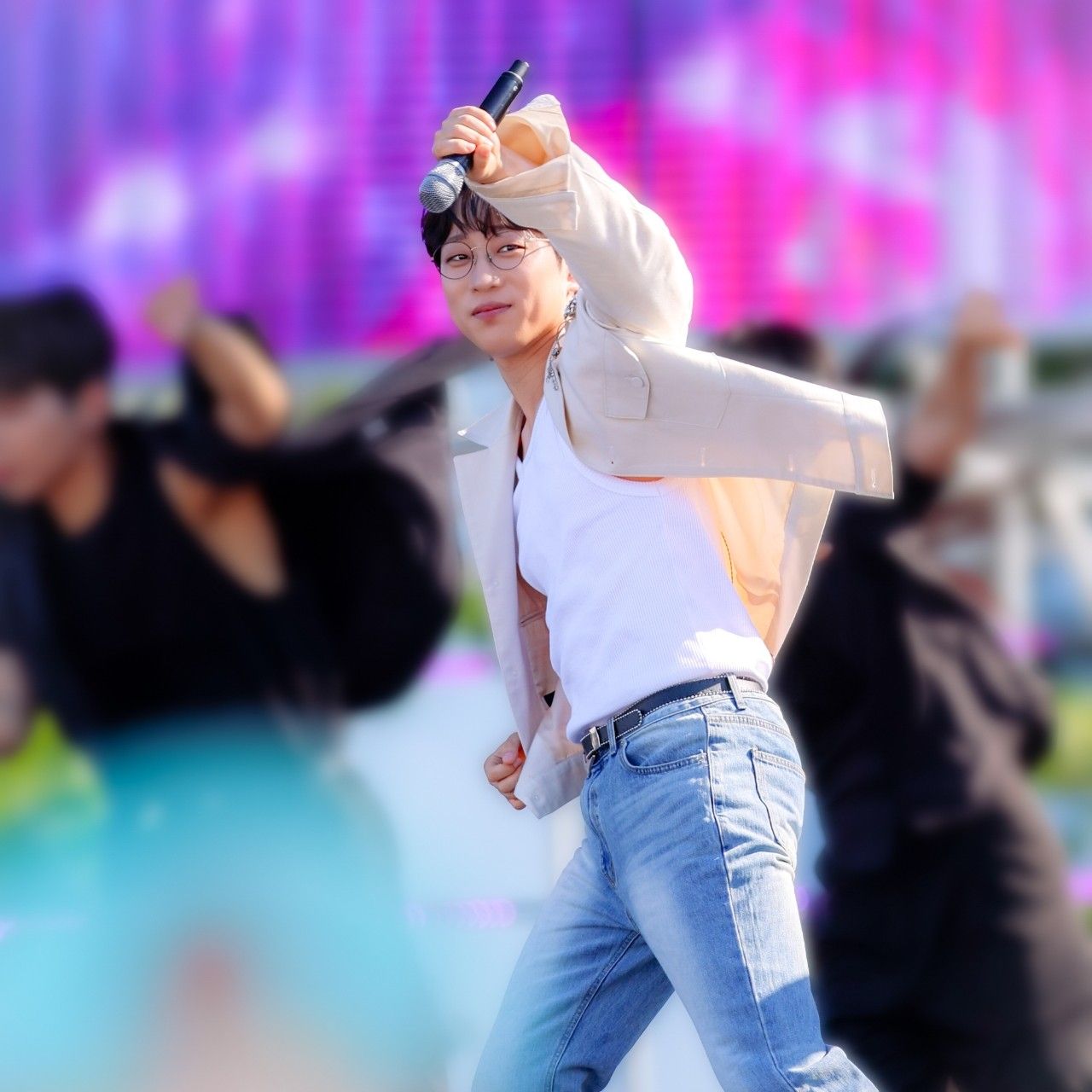 Recent activity shot of An Sunghoon