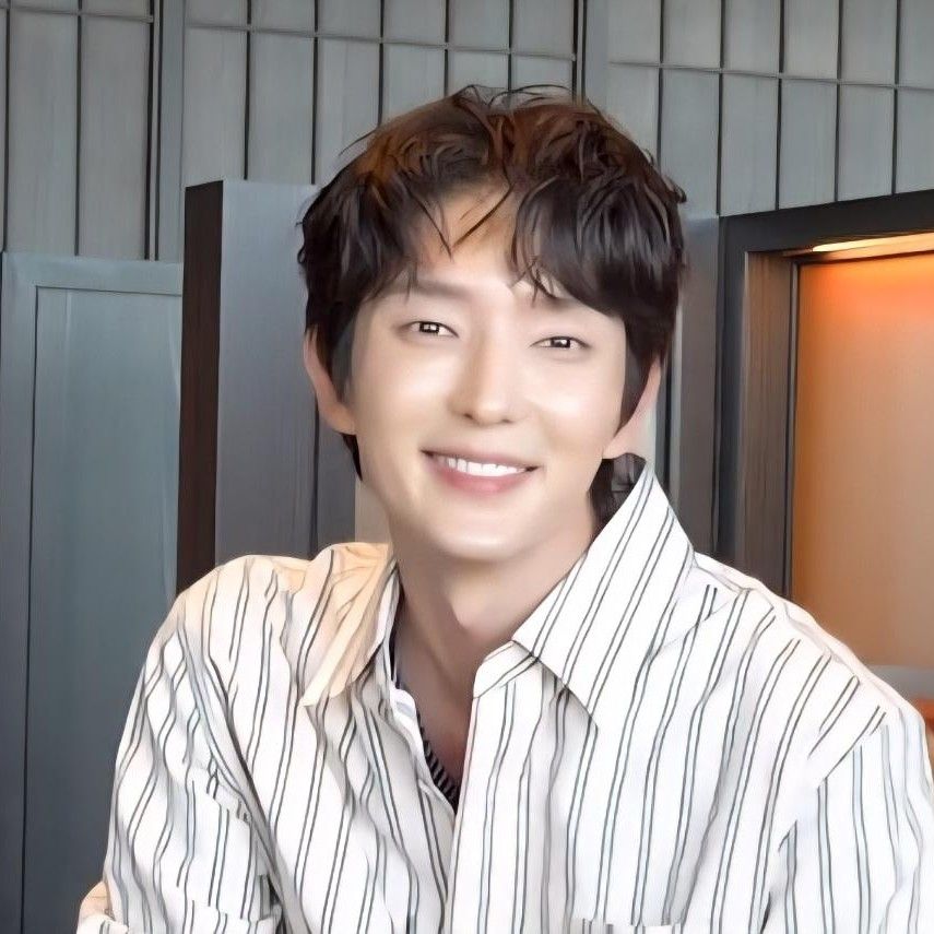 Recent activity shot of Lee Joongi