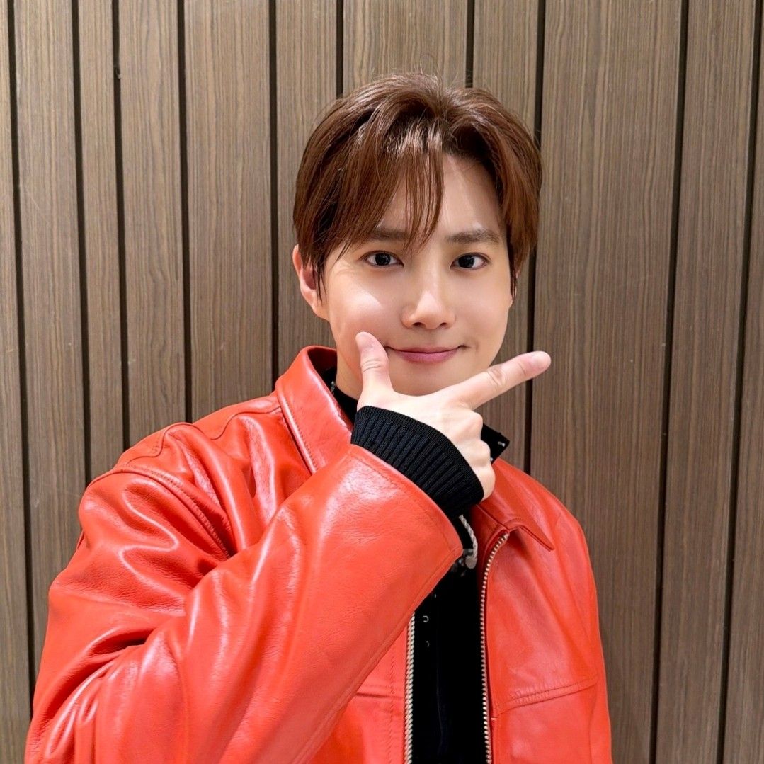 Behind-the-scenes cut of Suho