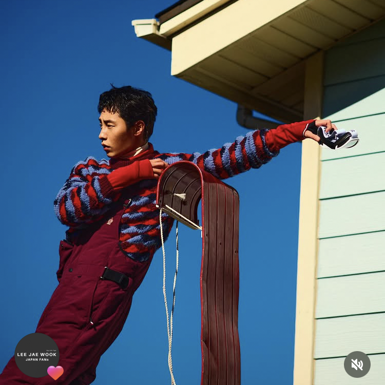 Behind-the-scenes cut of Lee Jaewook