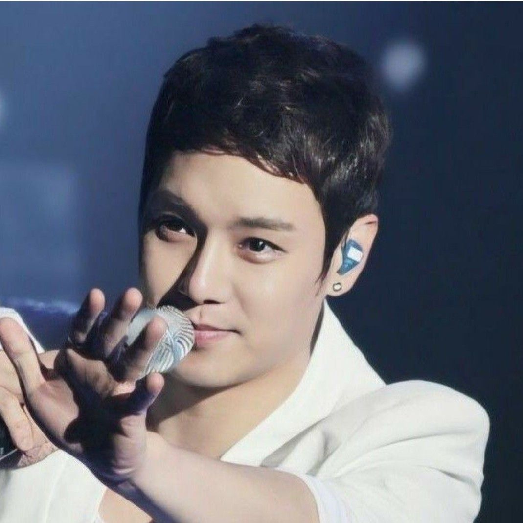 Latest photo of Hwanhee