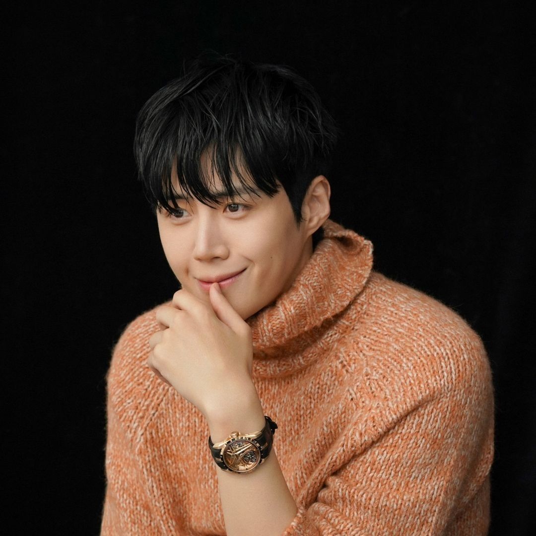 Latest photo of Kim Seonho