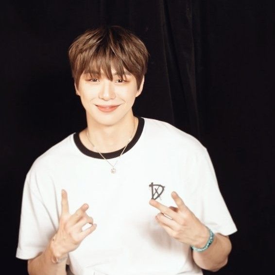 A moment captured by a fan of Secret Garden