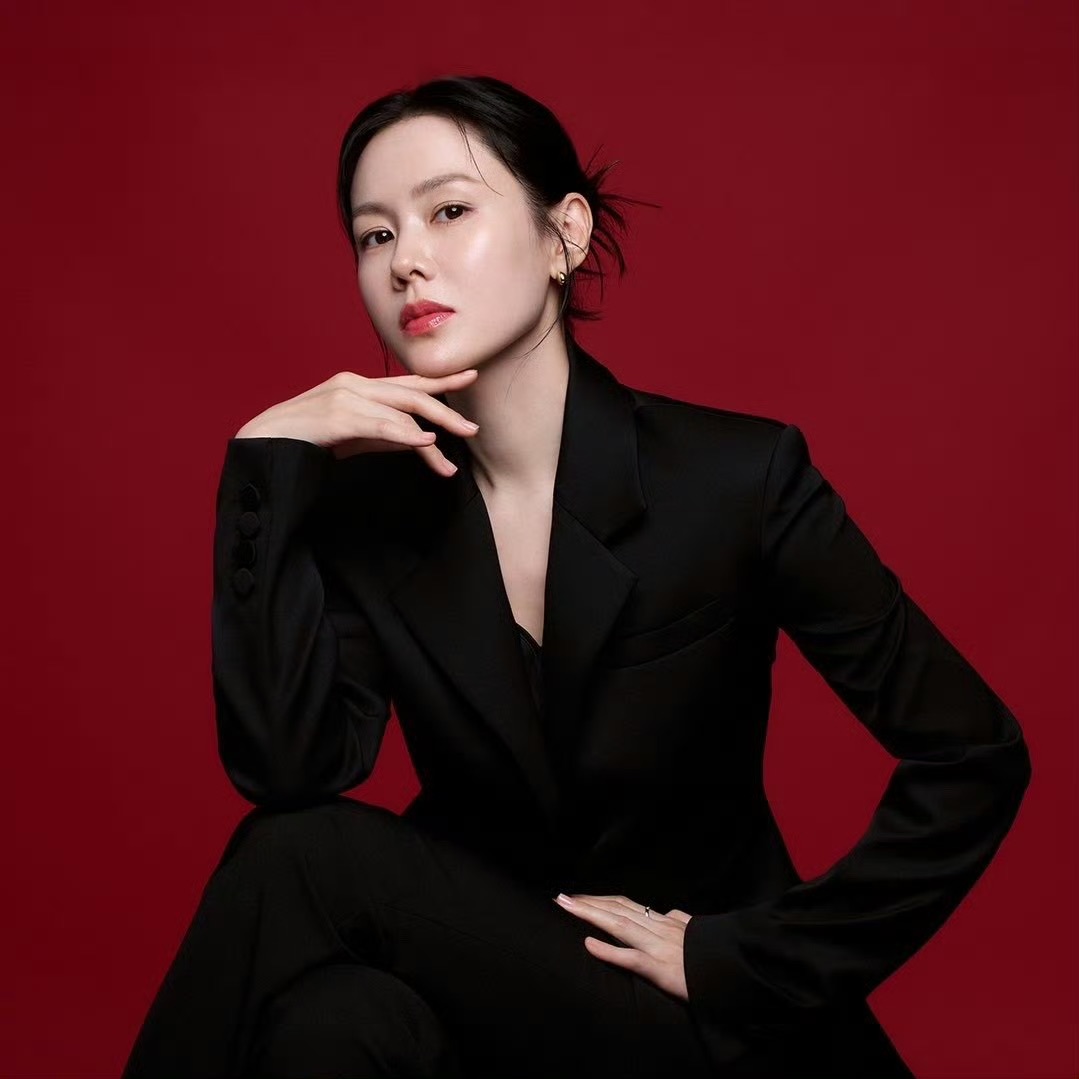 Latest photo of Son Yejin