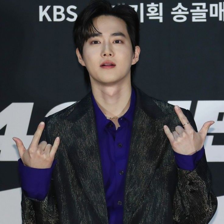 A moment captured by a fan of Suho