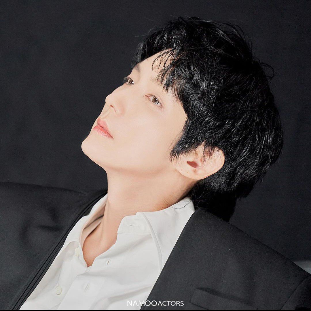 Cuplikan di balik layar dari Lee Joongi