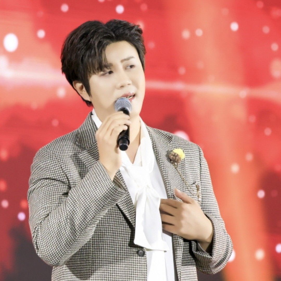 진해성 최근 활동샷