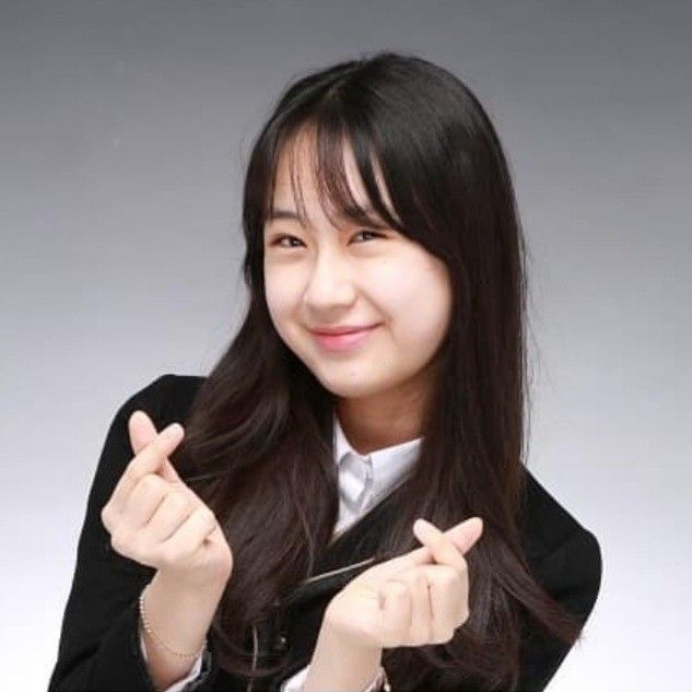 A moment captured by a fan of Jeon Yujin
