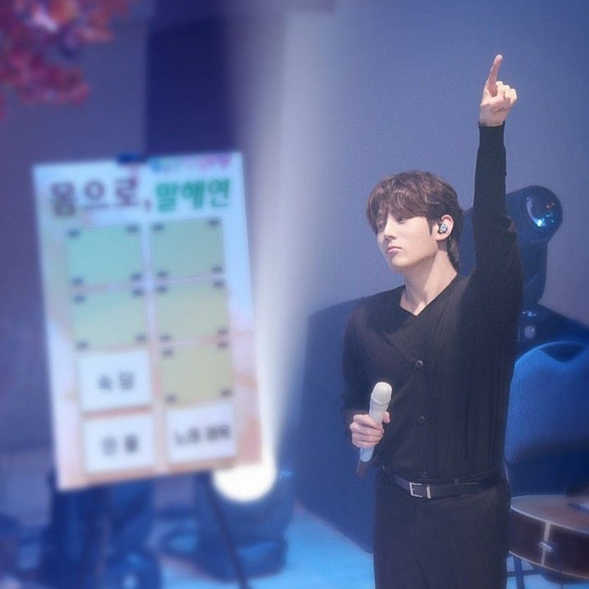 粉絲拍下的金俊賢瞬間