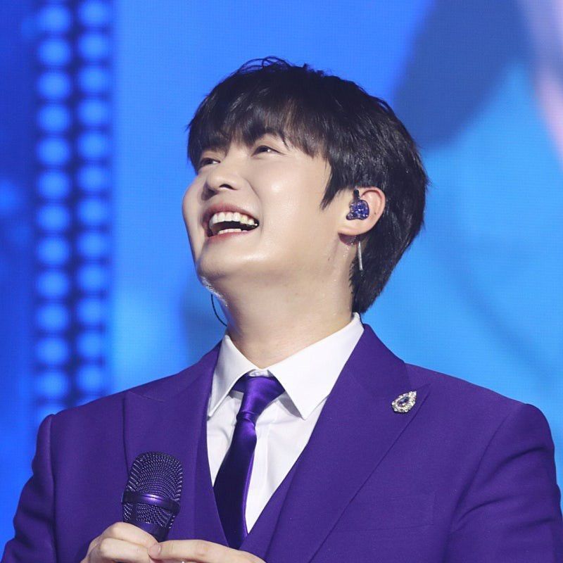 Latest photo of Son Binah