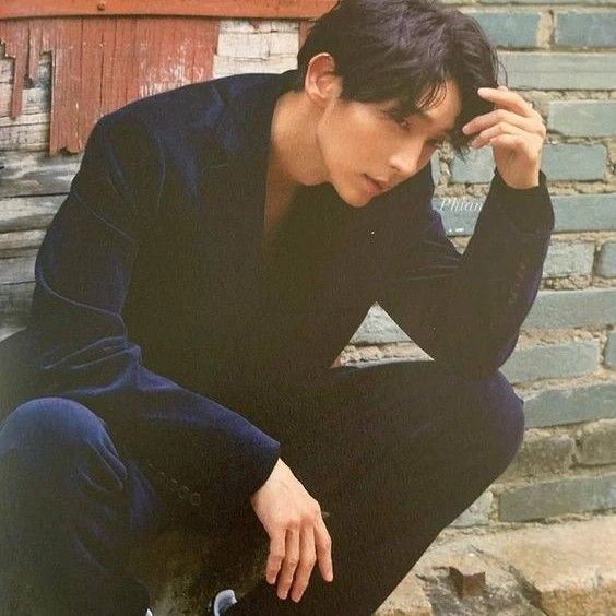 Latest photo of Lee Joongi