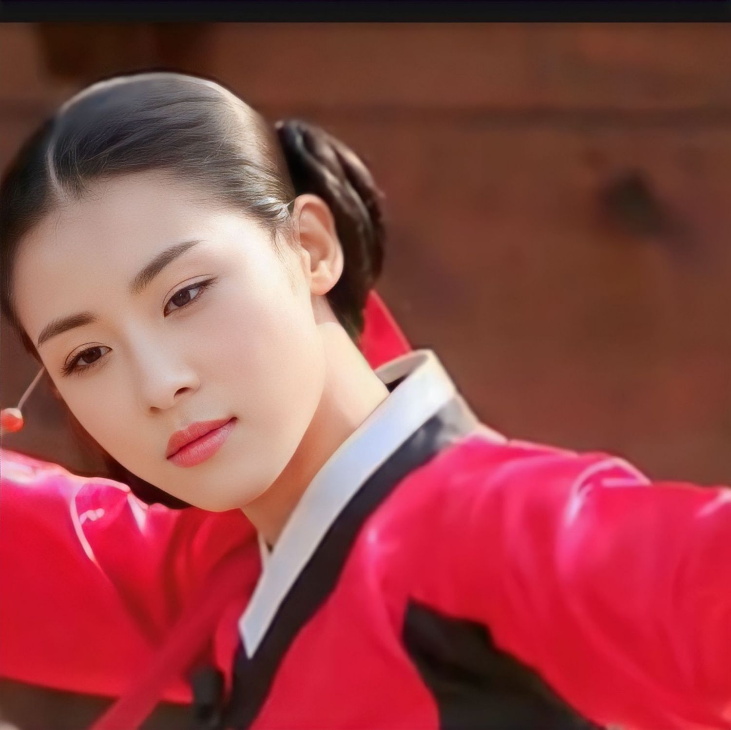 Latest photo of Ha Jiwon