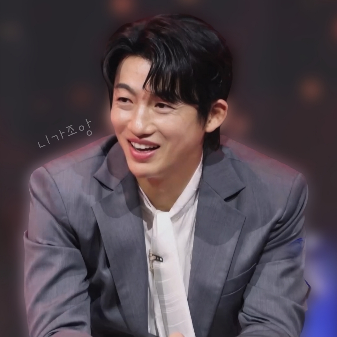 Behind-the-scenes cut of Shin Seungtae
