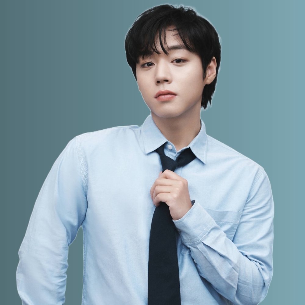 Latest photo of Park Jihoon